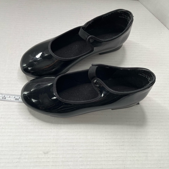 BLACK PATENT TAP SHOES BY CAPEZIO - Picture 5 of 5